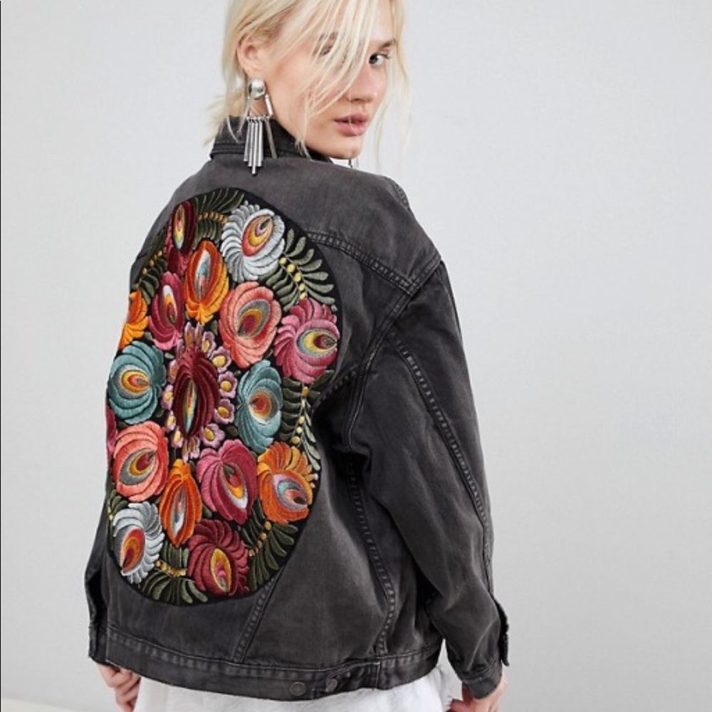 Oversized Embroidered Denim Jacket - Picture 2 of 8